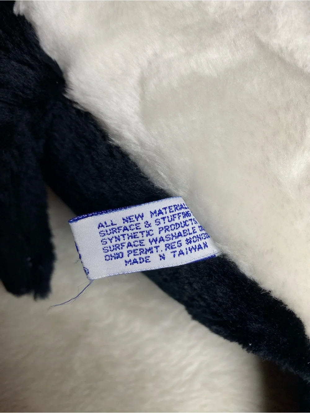 Sea World 1989 Plush Killer Whale Stuffed Animal - Black & White 20in